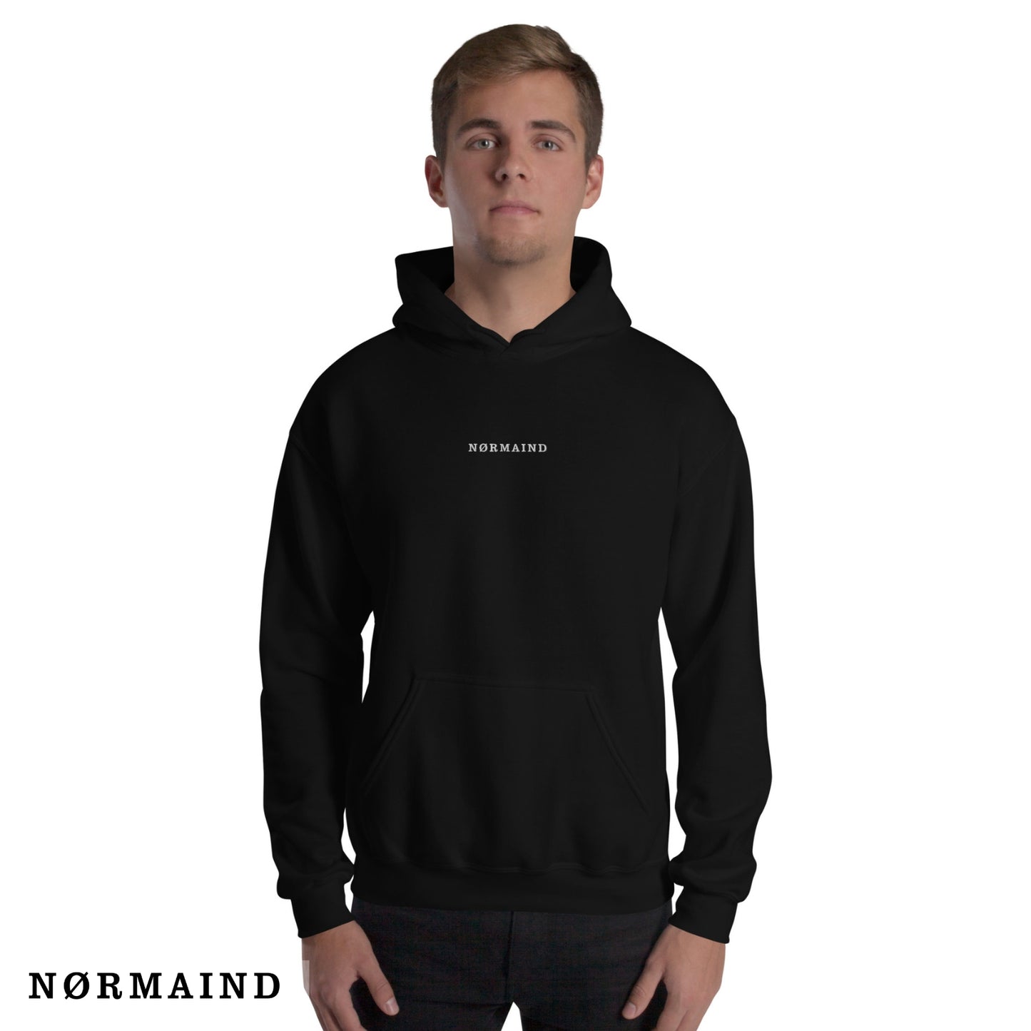NØRMAIND Classic zwarte Hoodie