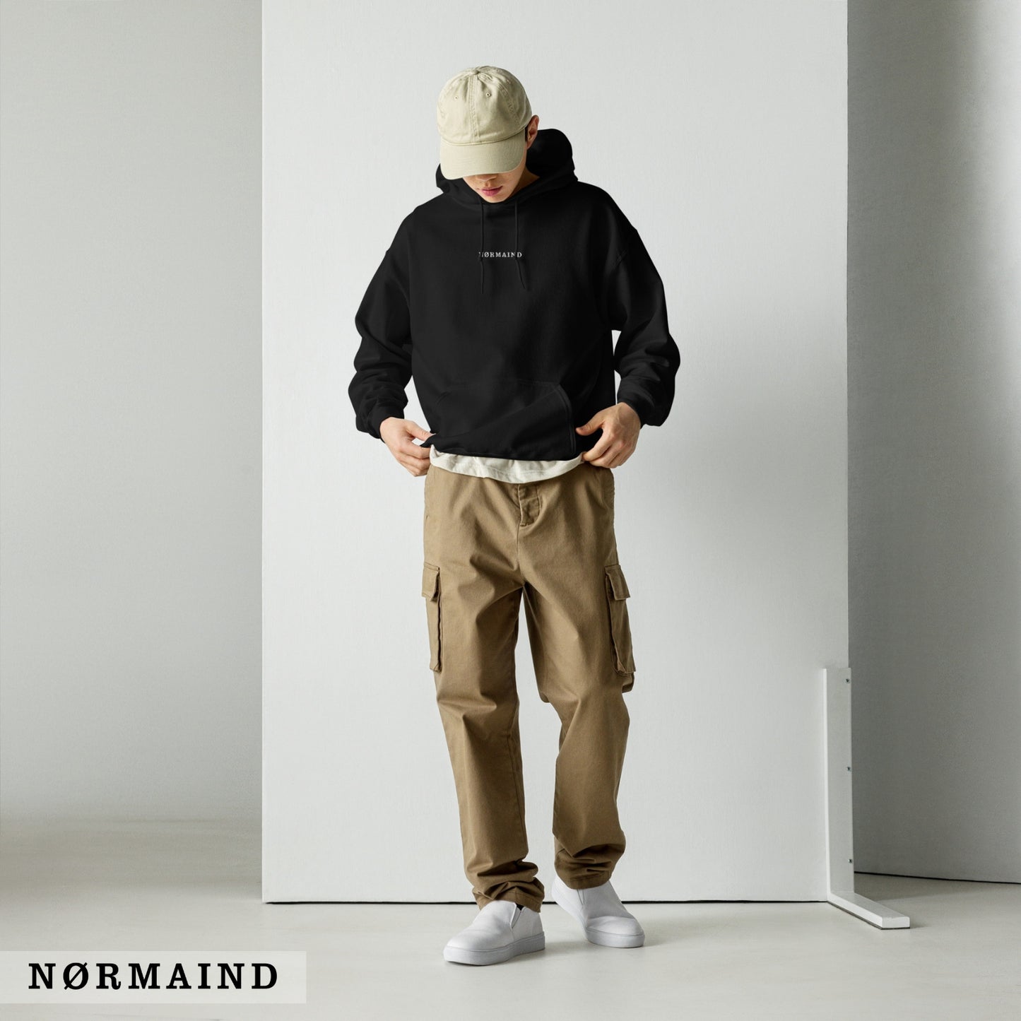 NØRMAIND Classic zwarte Hoodie