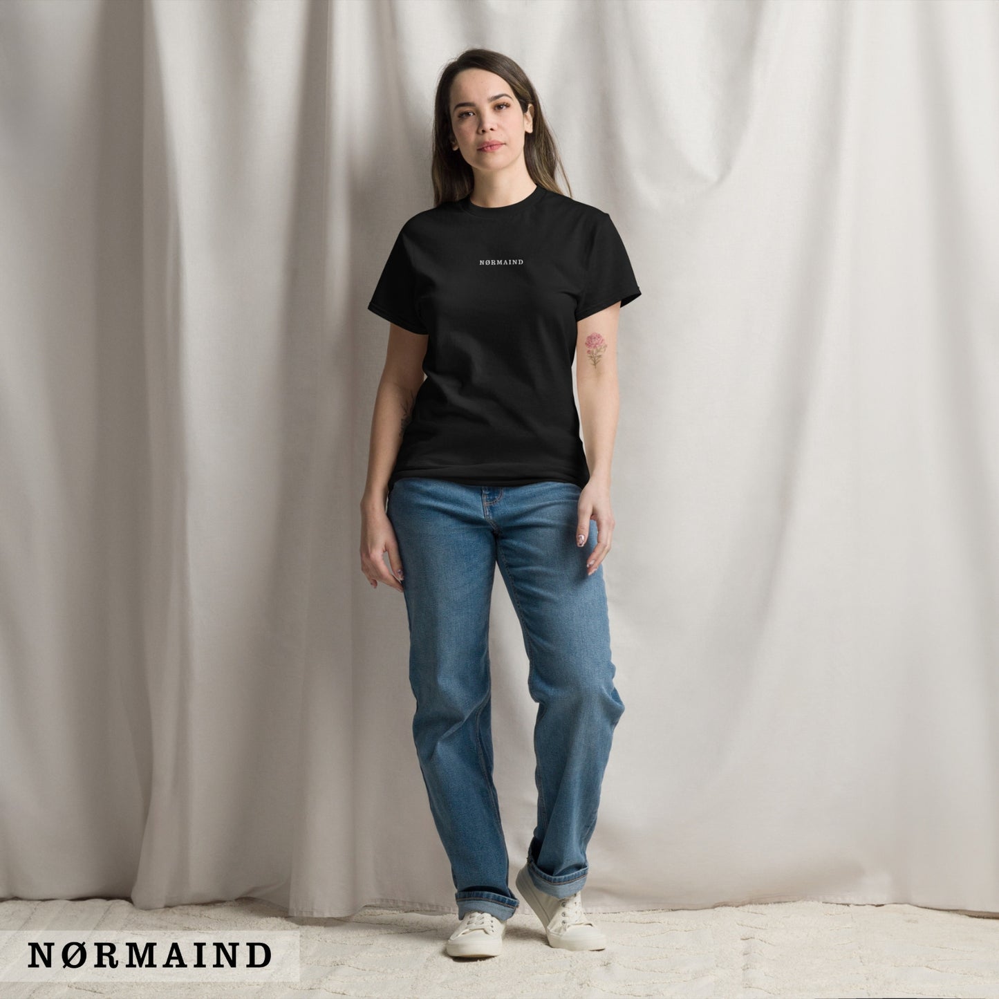 NØRMAIND Classic zwarte T-shirt