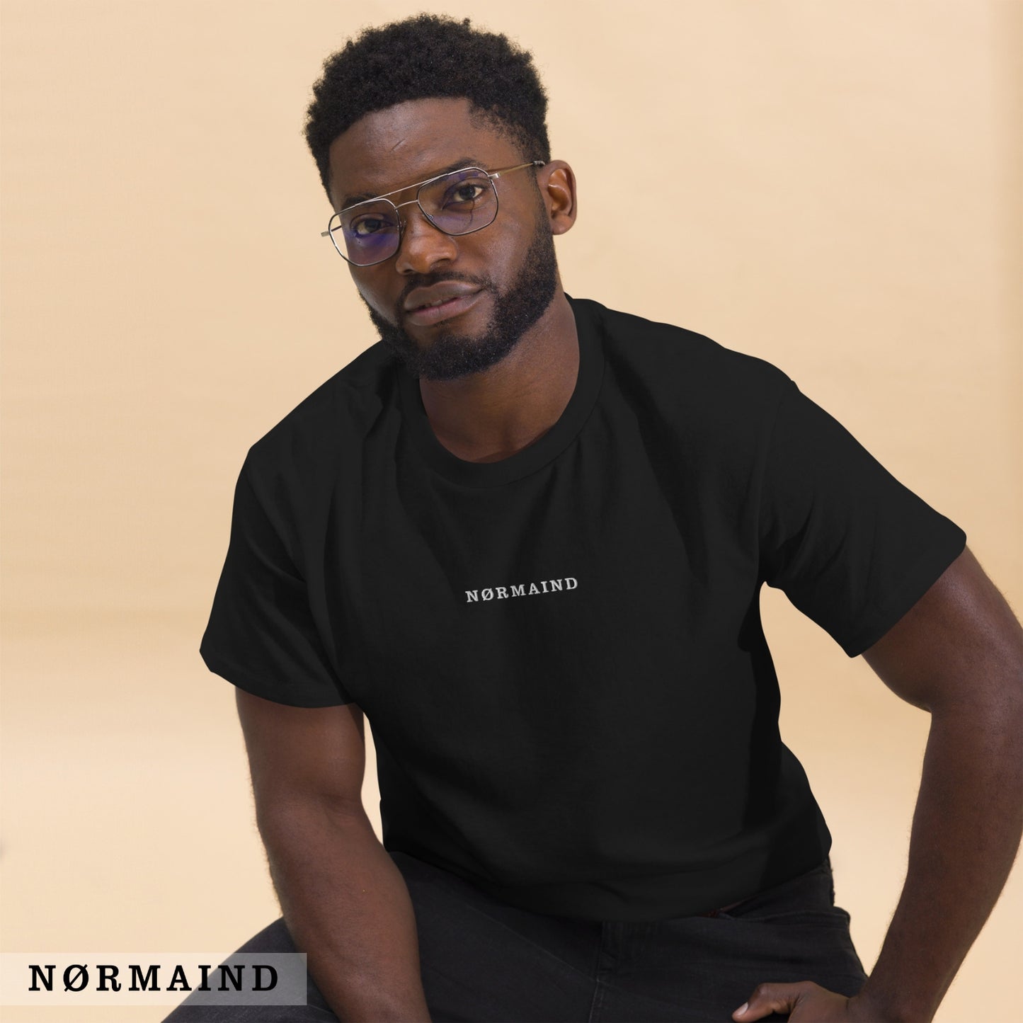 NØRMAIND Classic zwarte T-shirt